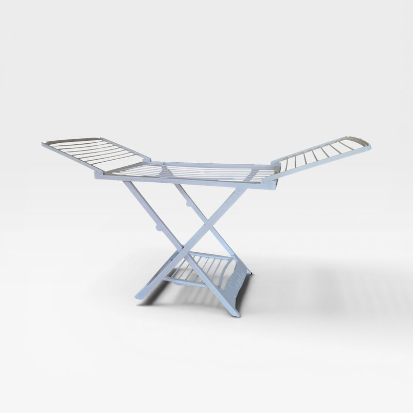 Foldable plastic drying rack