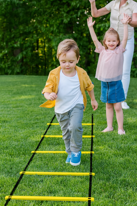 Agility Speed Training Ladder – Durable Training Equipment with Carry Bag 8 Rungs, 12 Feet